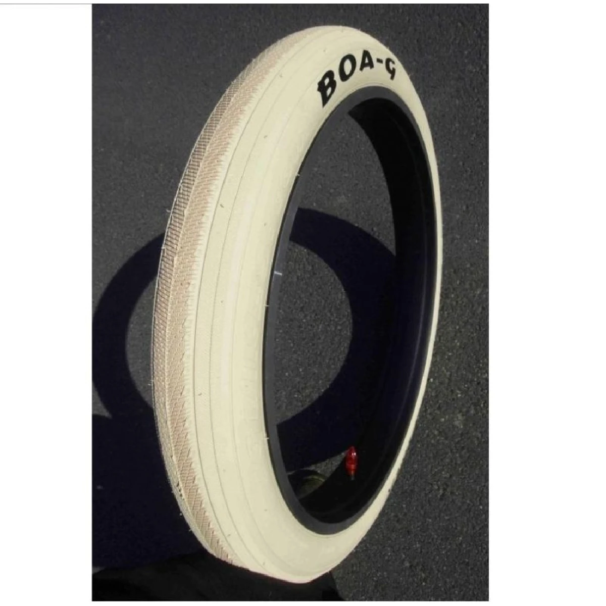 Pneumatico BOA 26 x 3.45 Crema