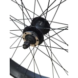 Vorderrad 26 x 67 mm, schwarze Scheibenbremse - da 26 - Bcycles
