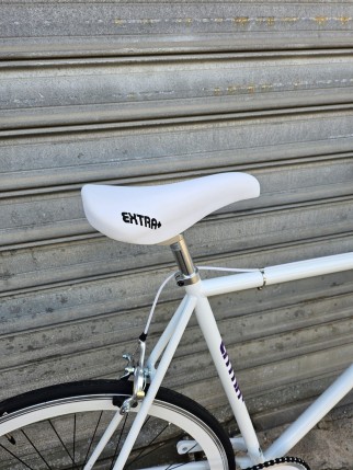 Extra+ Strada Schwarz Weiß - Fahrrad Fixed e Single Speed - Extra+ Bikes
